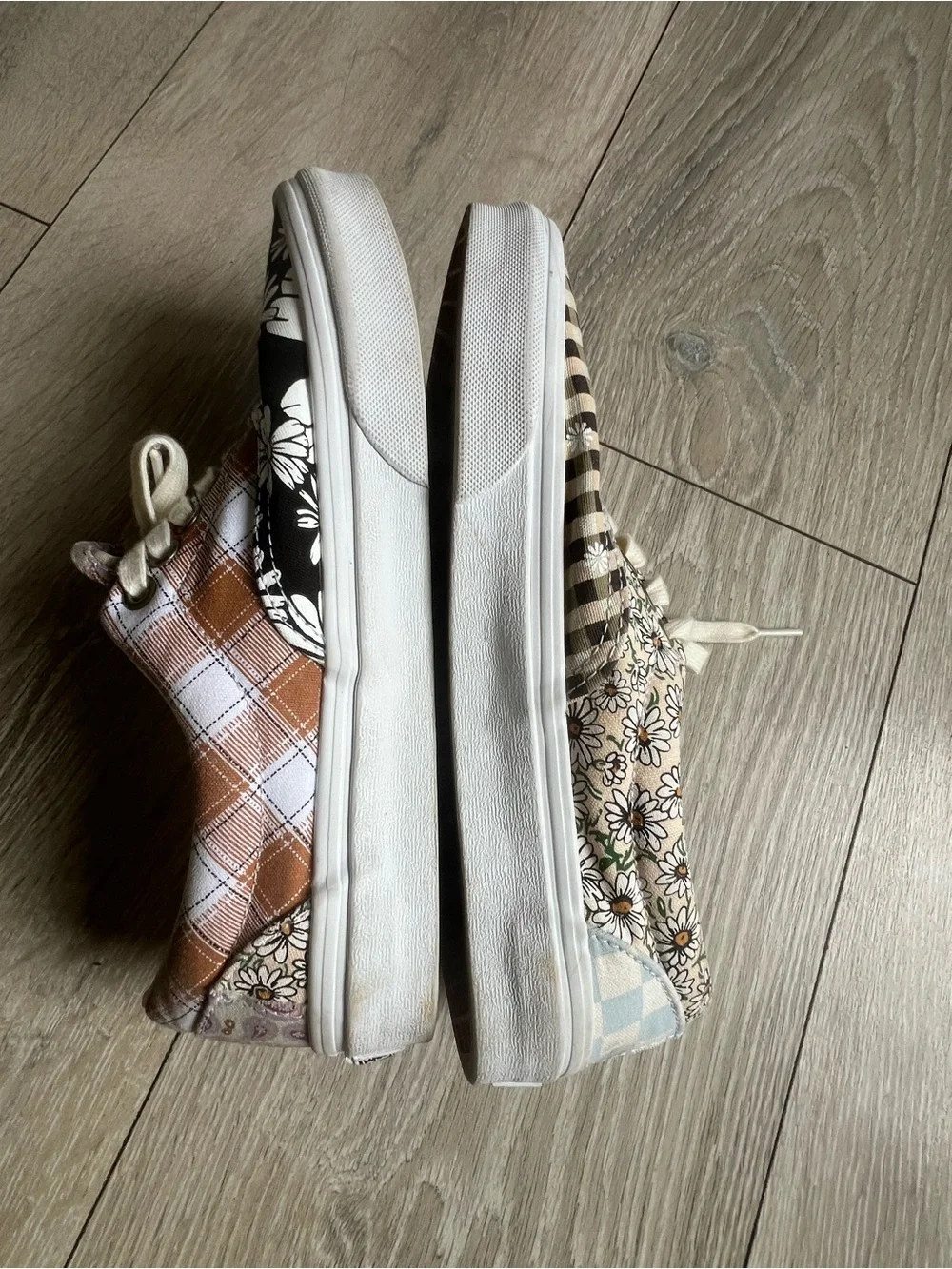 Vans low top